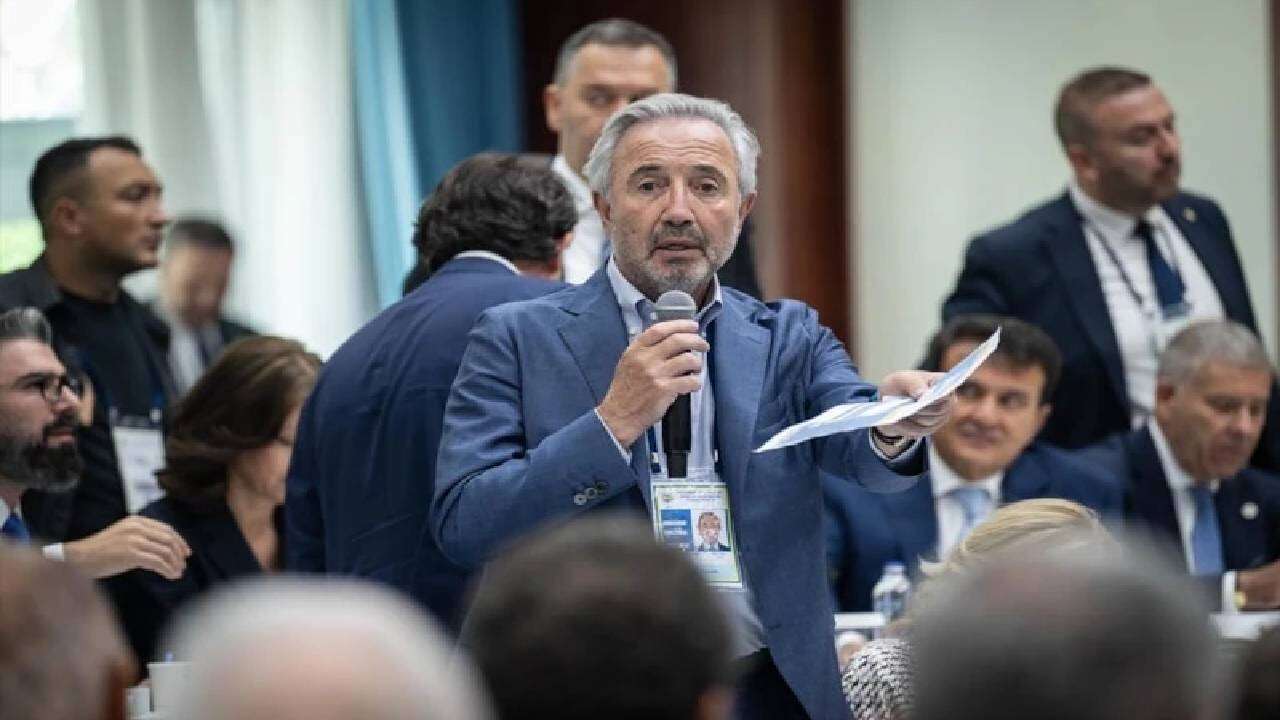 Hamdi Akın uçak kazasında ölümden döndü 6